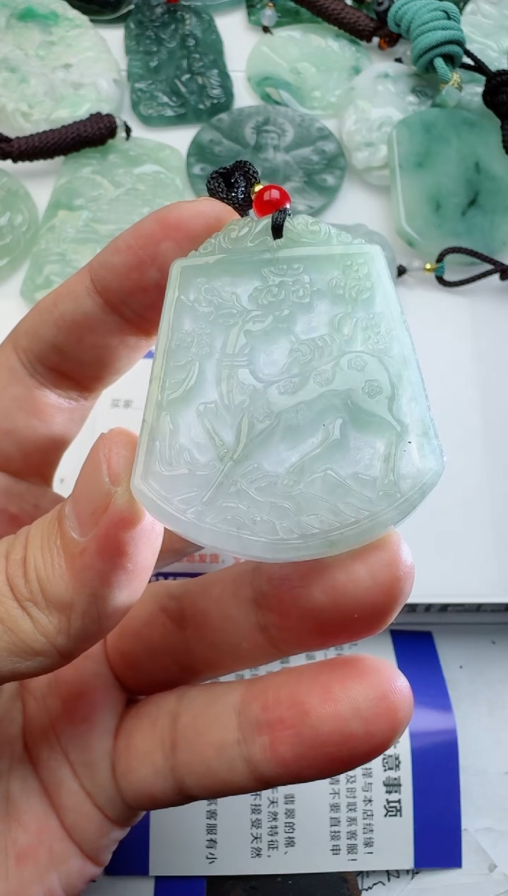 【闪购商品】翡翠颈饰未镶嵌11111111111