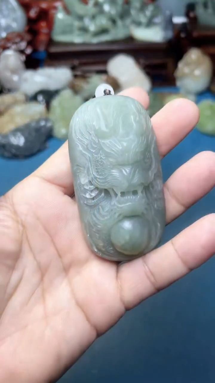 未镶嵌和田玉把件-