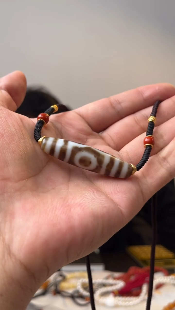 【闪购商品】玛瑙/玉髓颈饰未镶嵌噶玛家宝盖三眼1