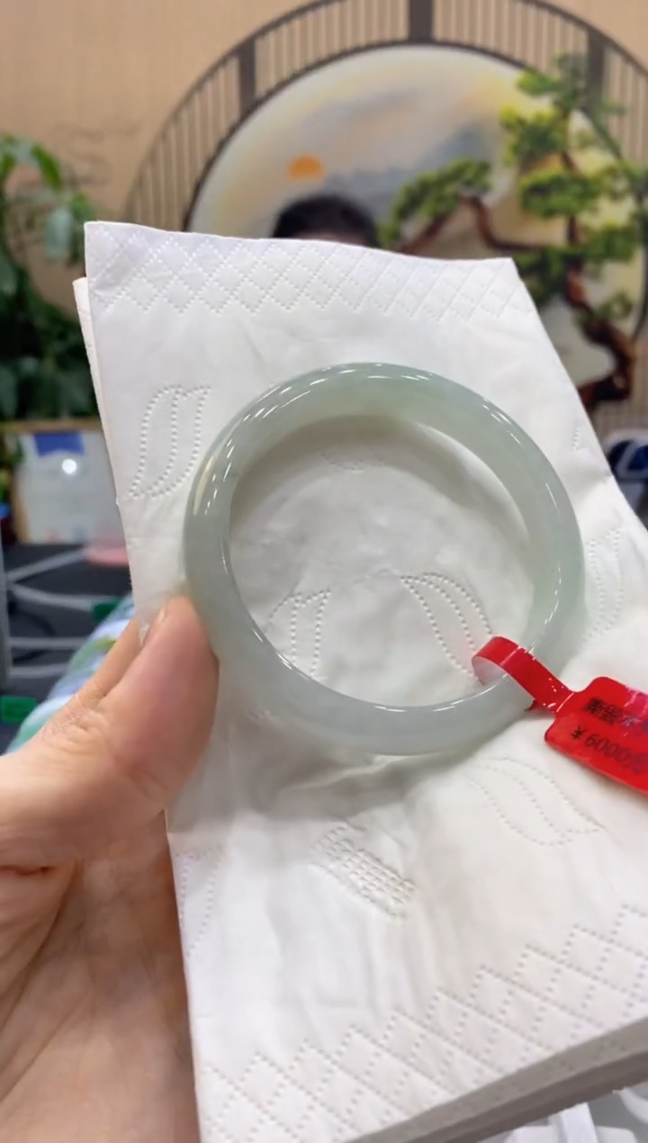 【闪购商品】翡翠手镯未镶嵌00007902