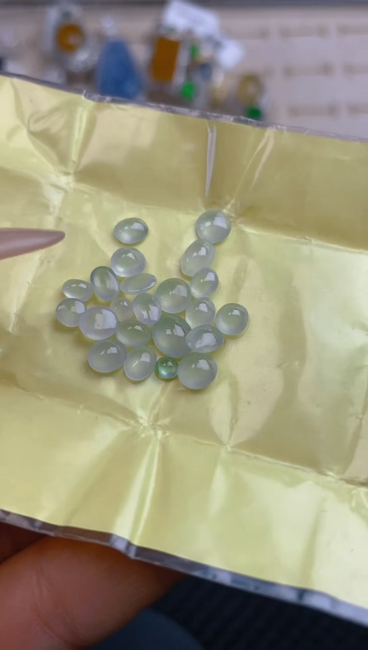 【闪购商品】定制翡翠未镶嵌翡翠裸石蛋面31