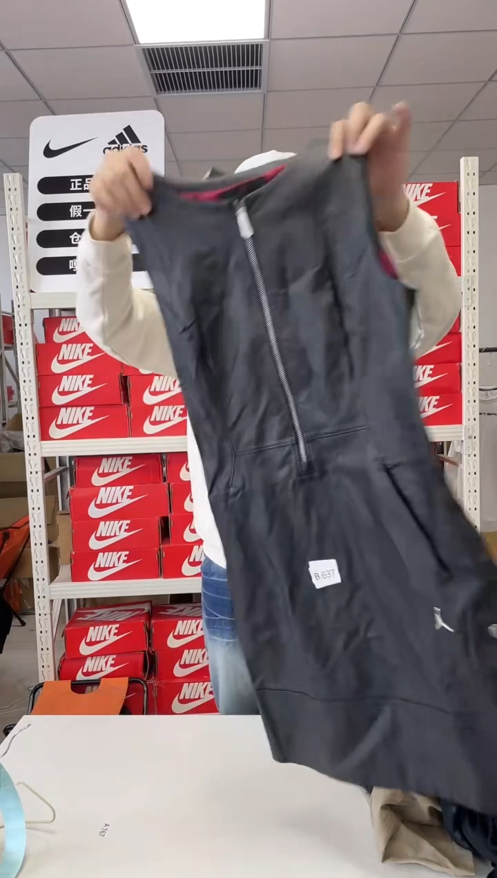 编637码闪购尺155码  Nike/耐克卫衣卫裤以直播间过款为主