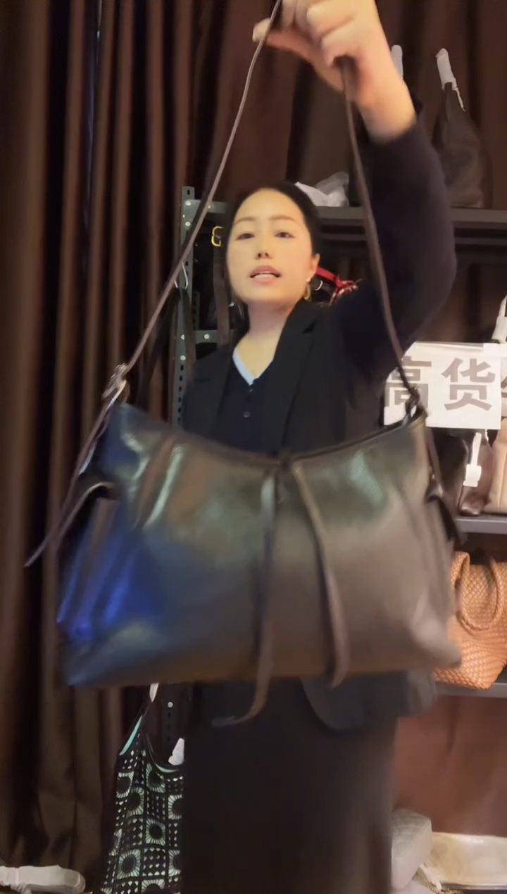 牛皮（革）高端订制时尚百搭女士手提斜跨包