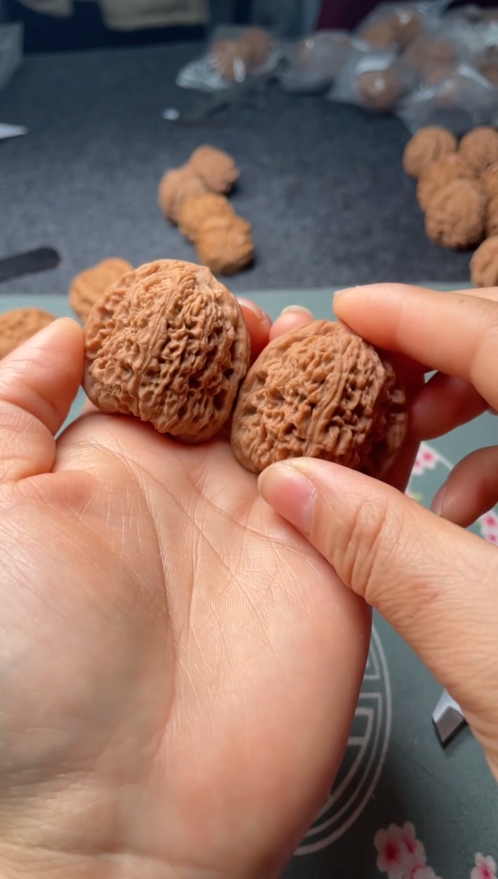 把件文玩核桃w296  南疆石 39尺