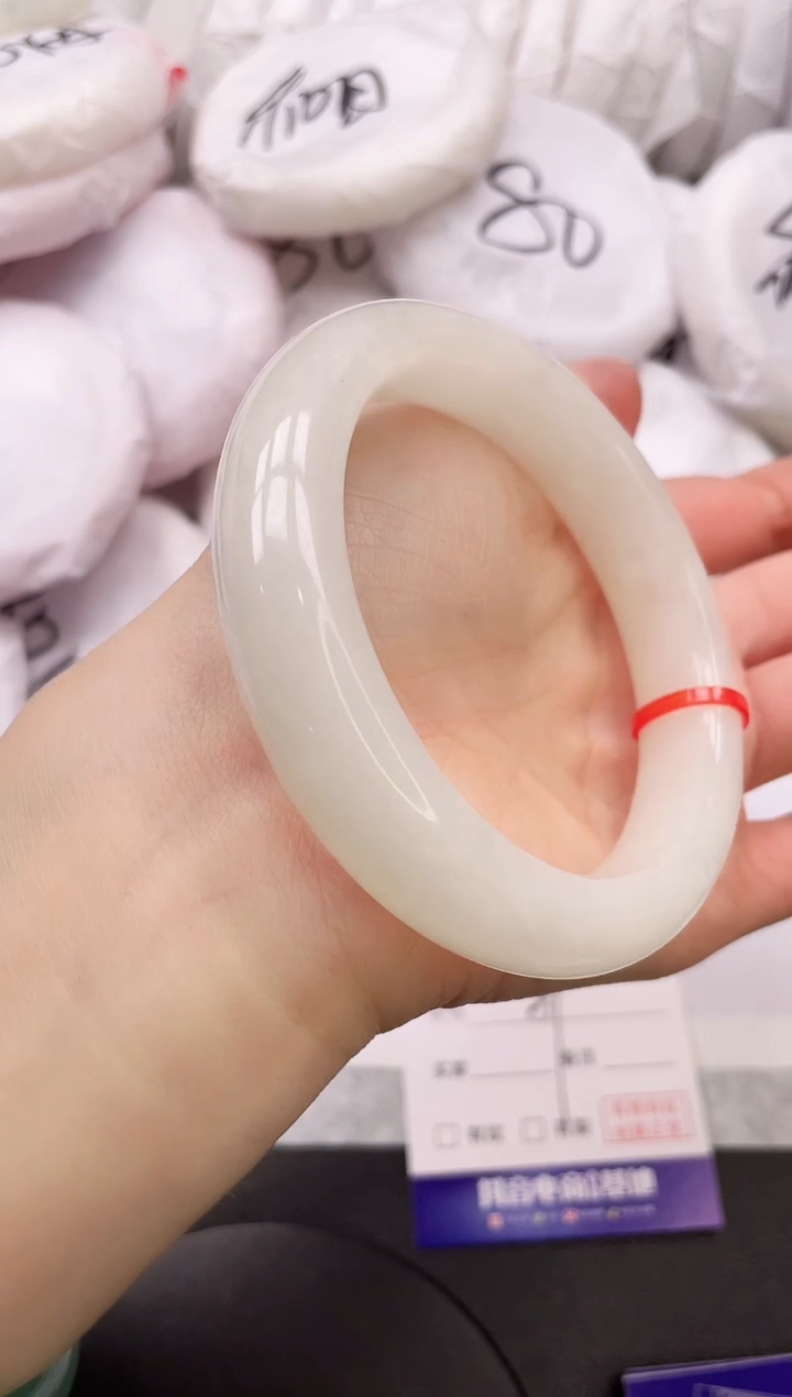 【闪购商品】和田玉手镯未镶嵌12K336-60