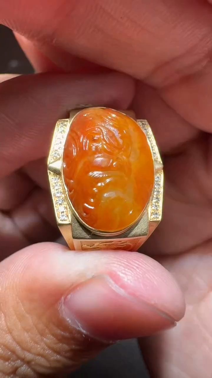 【闪购商品】和田玉戒指18K金镶嵌和田玉