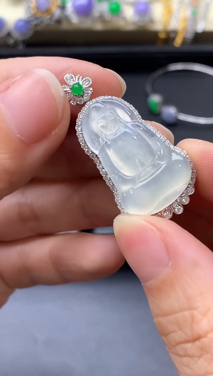 颈饰18K金镶嵌翡翠672-中国好珍宝