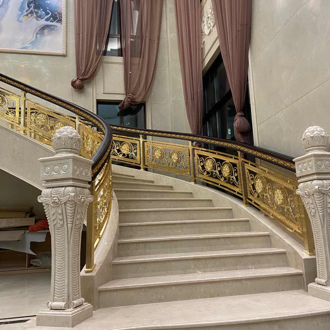 欧式奢华旋转d雕花板镀金大扶手楼梯别墅会所