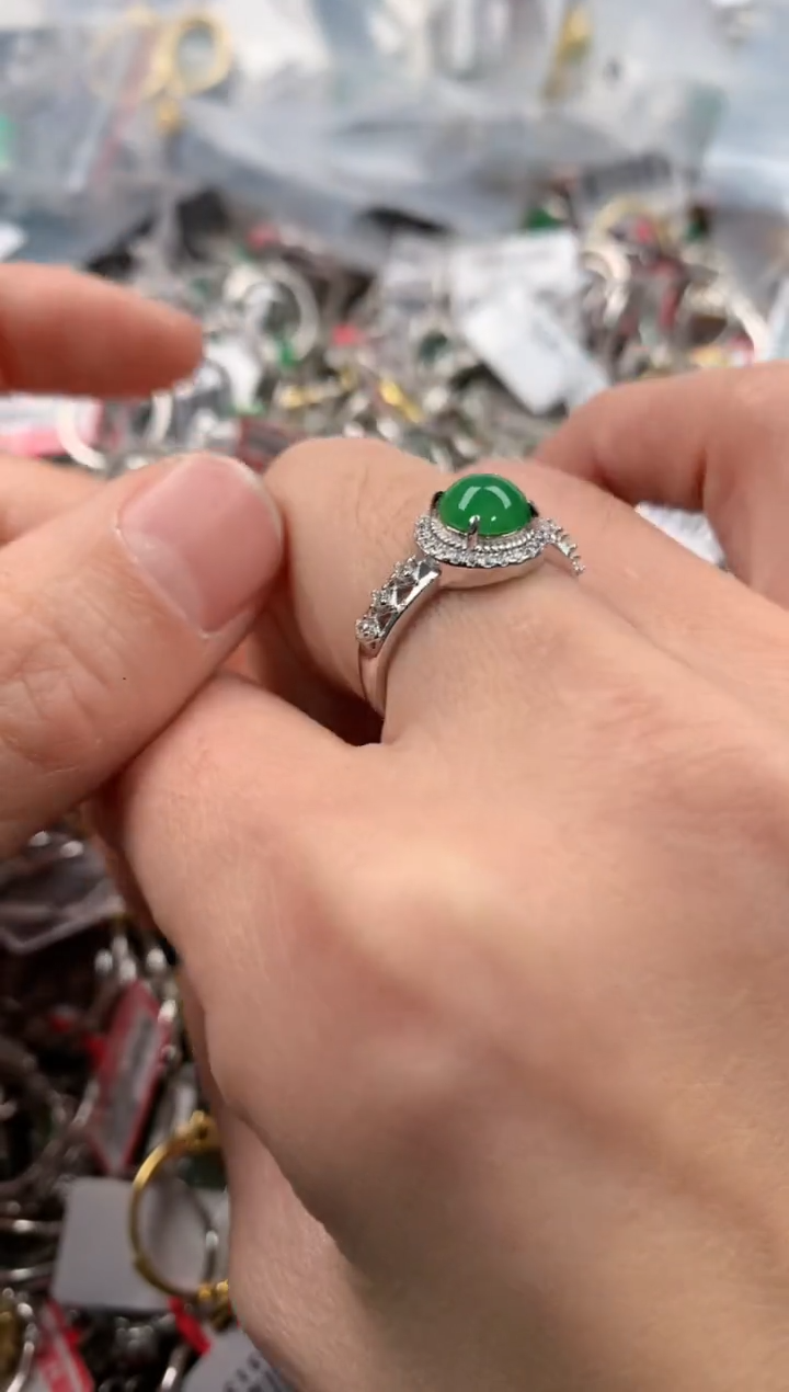 银S925镶嵌戒指翡翠333       3