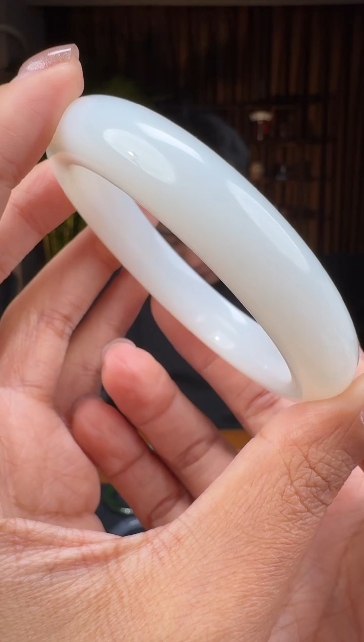 【闪购商品】和田玉85未镶嵌2.11维嘉多样性发货53.4