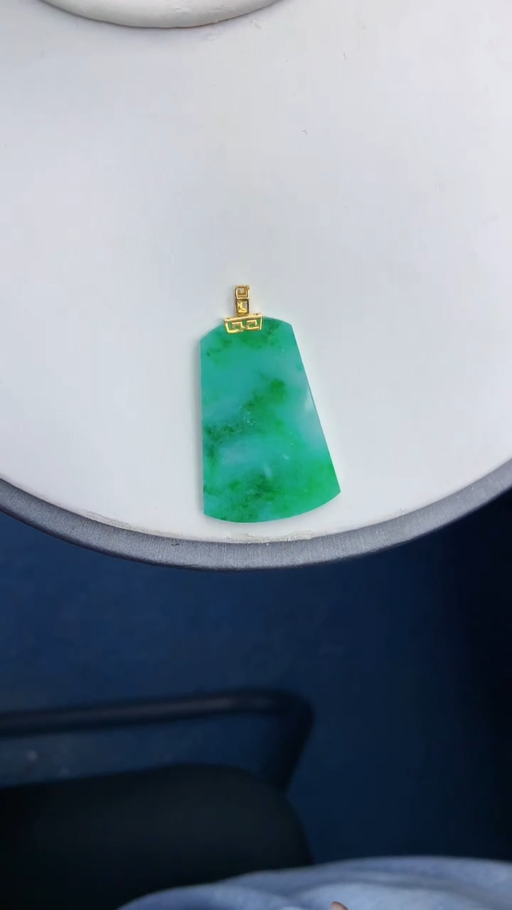 颈饰18K金镶嵌翡翠天然缅甸翡翠a货百元以上9元证书费自理