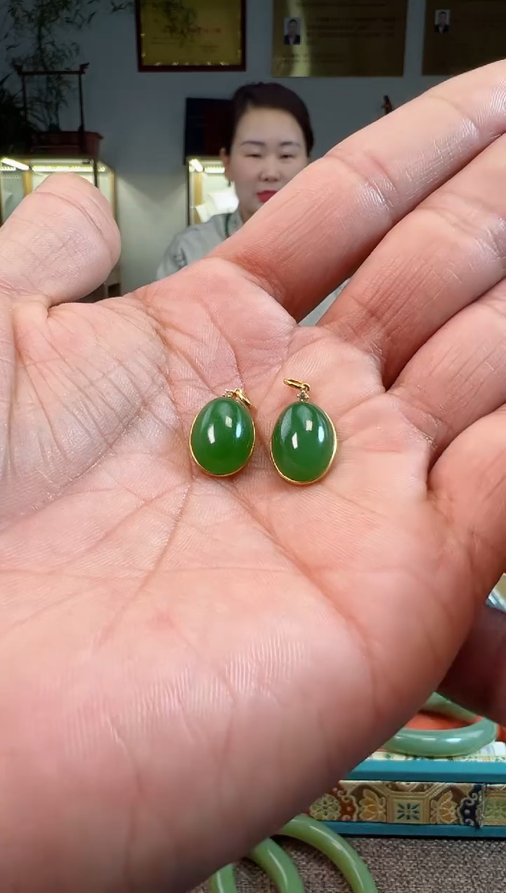 【闪购商品】和田玉吊坠18K金镶嵌多样性发货拍一发一