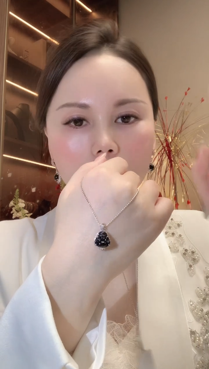 【闪购商品】翡翠项链18K金镶嵌F10 多样性发货一件