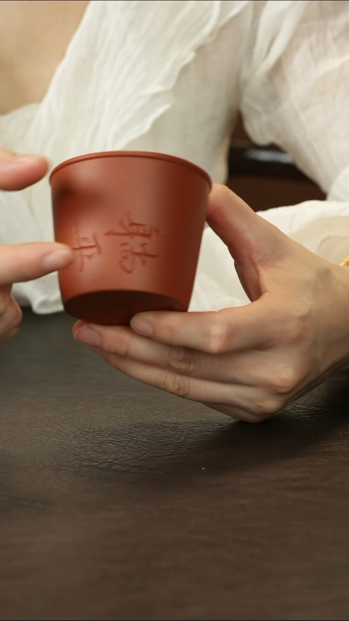 茶杯紫砂生砂朱泥  躺平主人杯