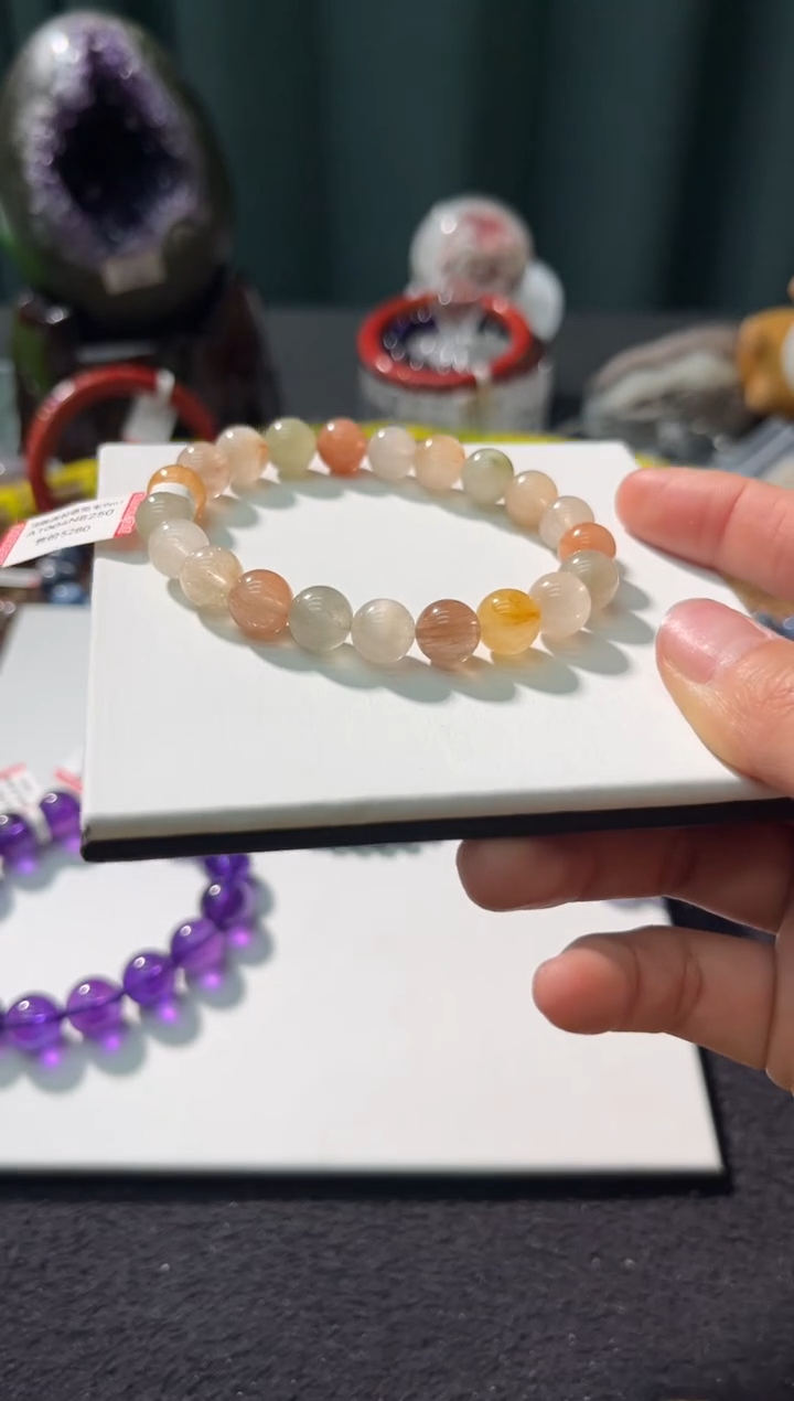 【闪购商品】水晶手链未镶嵌83多样性发其一/