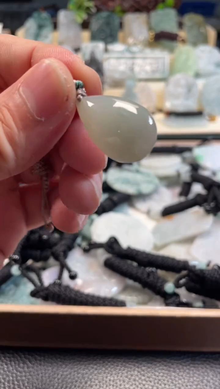 颈饰未镶嵌翡翠11/23/030