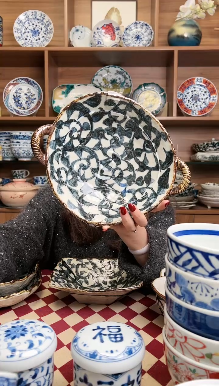 【闪购商品】瓷片章鱼唐草  中号锅型盘