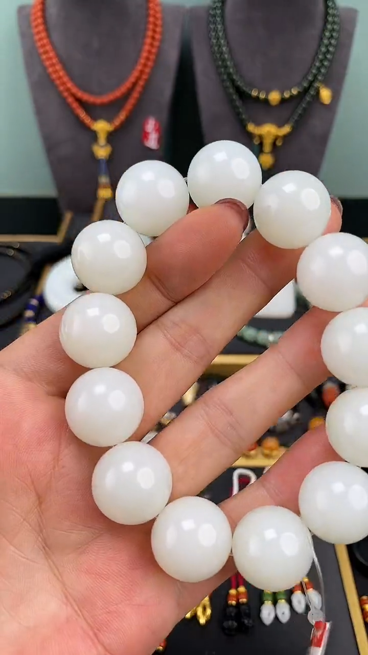 【闪购商品】和田玉-未镶嵌18mm白玉圆珠手串