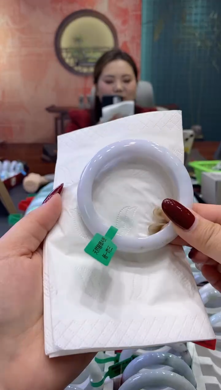 【闪购商品】翡翠手镯未镶嵌多人0019093