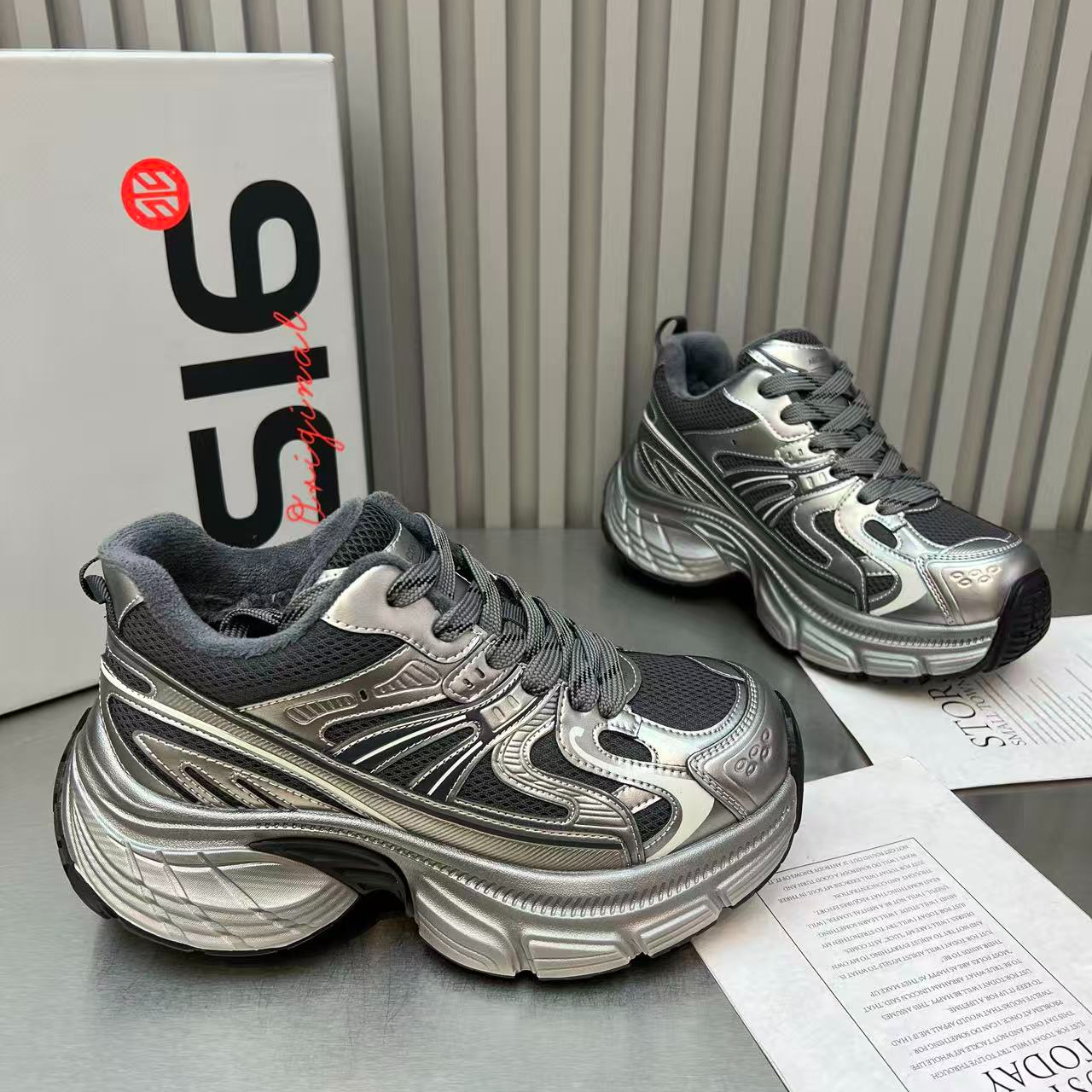  厚底老爹鞋 女款休闲运动加绒保暖轻便跑步鞋练 56606