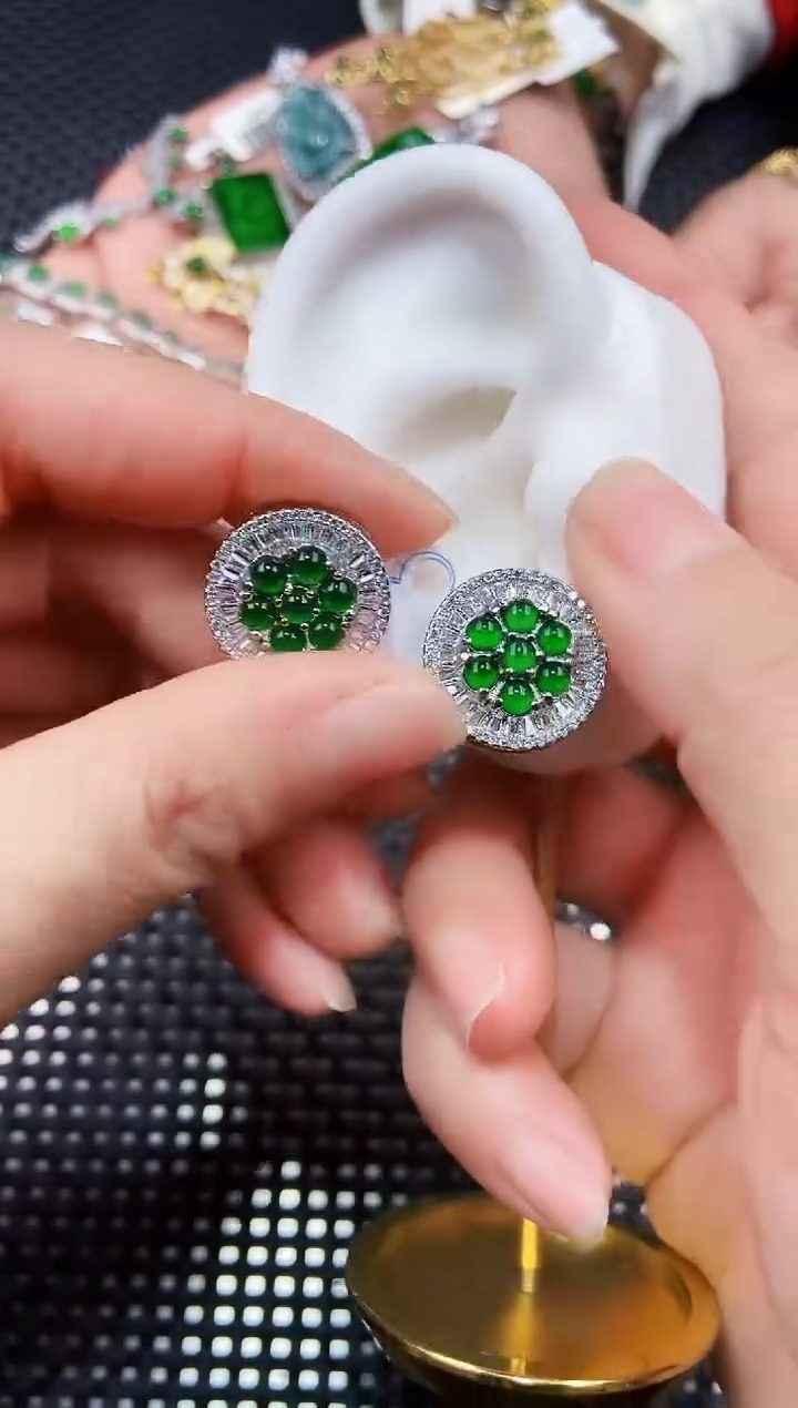 【闪购商品】翡翠耳饰未镶嵌11111111