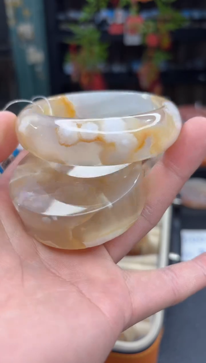 【闪购商品】石英质玉手镯未镶嵌688（59圈赠送镯心）