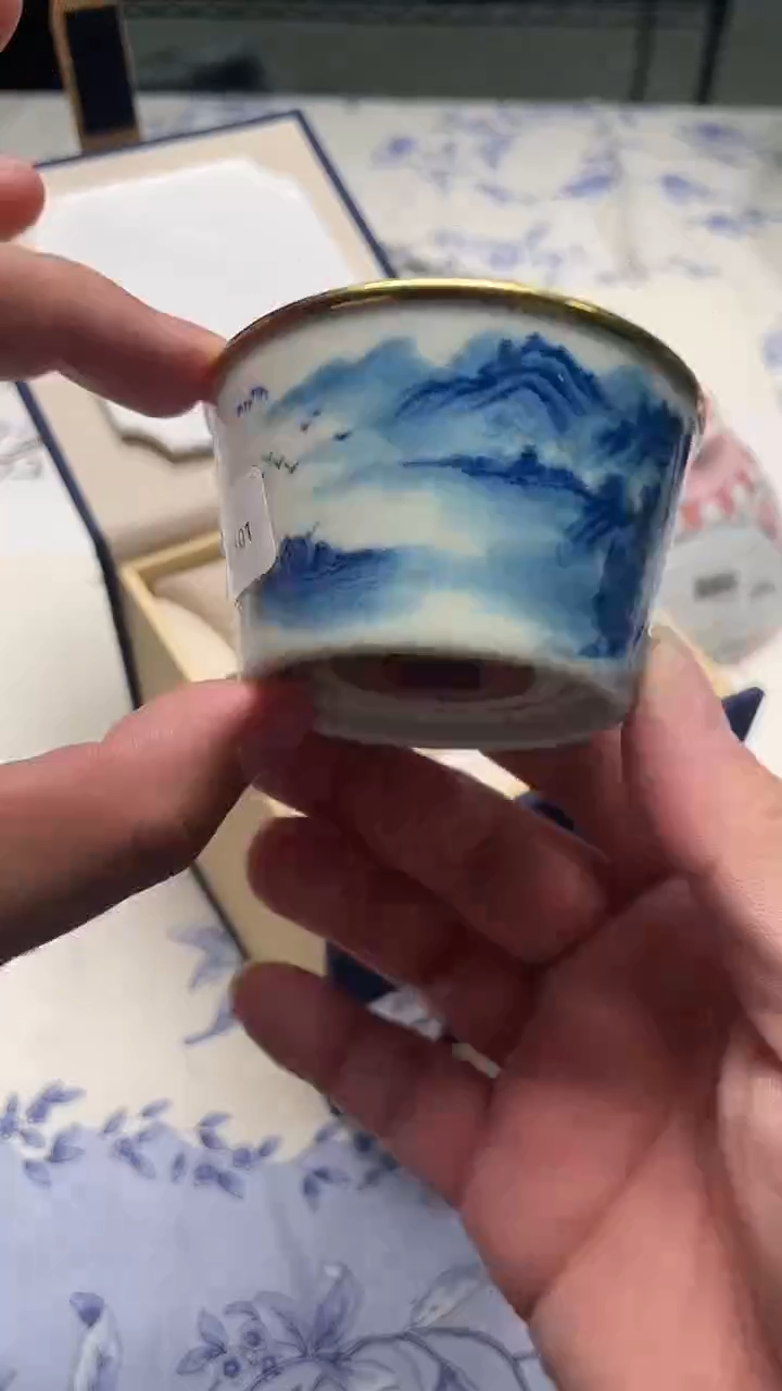 瓷片如图所示如图所示