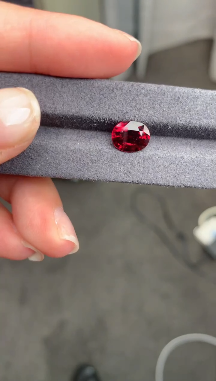 【闪购商品】碧玺裸石未镶嵌2.2ct卢比莱