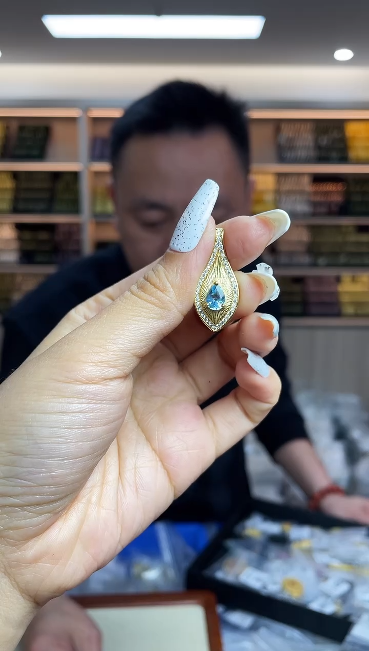 【闪购商品】托帕石·银S925镶嵌多样性发一件