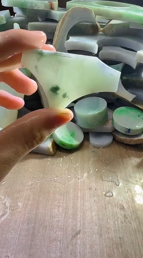 裸石翡翠缅甸翡翠A货花63