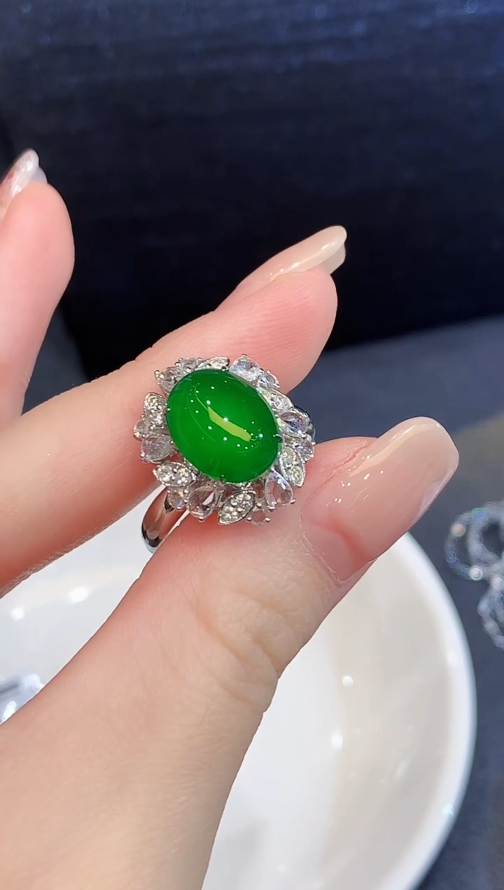 18K金镶嵌戒指翡翠LYH多样性发其一