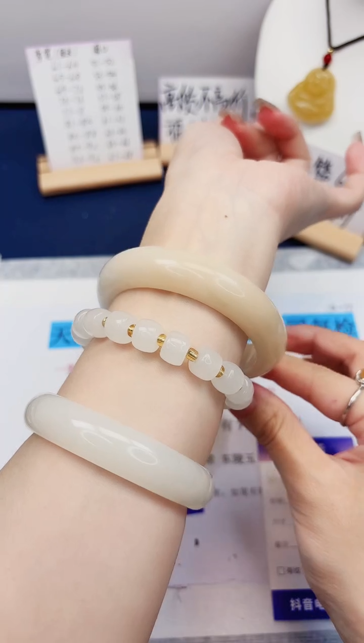 【闪购商品】石英质玉手镯未镶嵌345-财气镯-圈口58