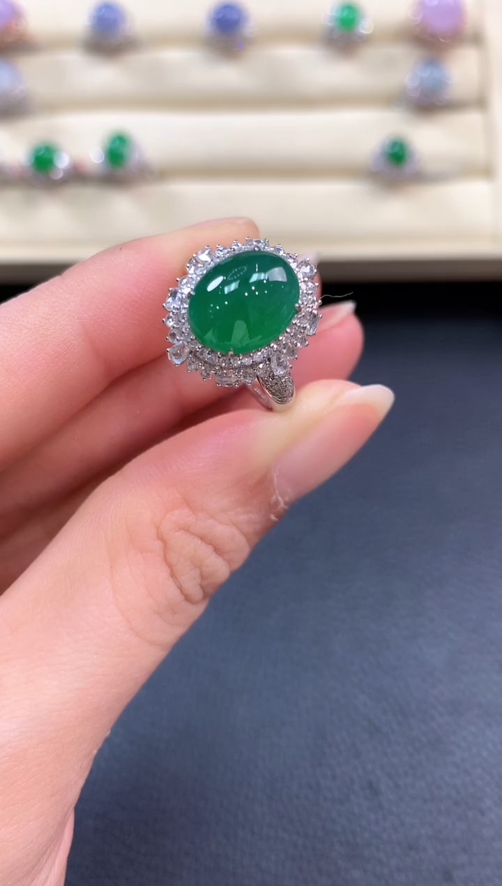【闪购商品】翡翠戒指18K金镶嵌b158
