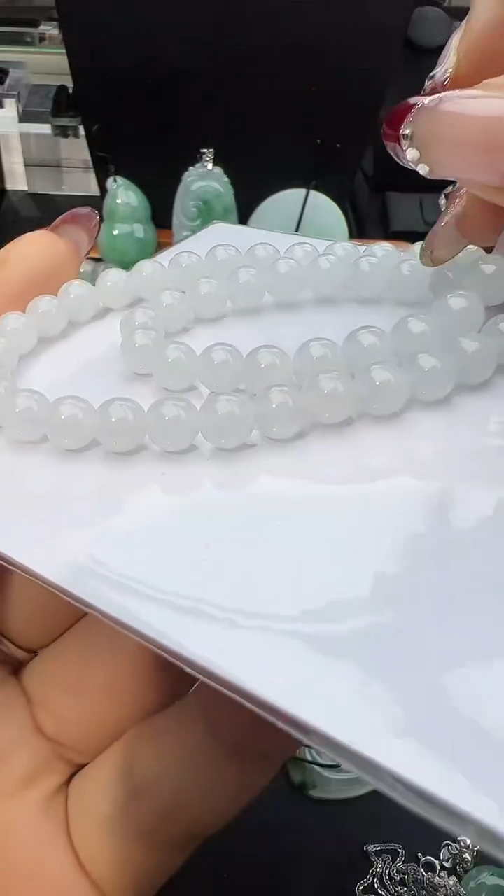 【闪购商品】翡翠颈饰未镶嵌玉珠