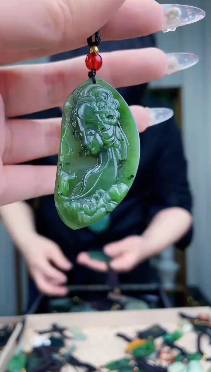 【闪购商品】和田玉挂件未镶嵌拍一发一，多样性发货！