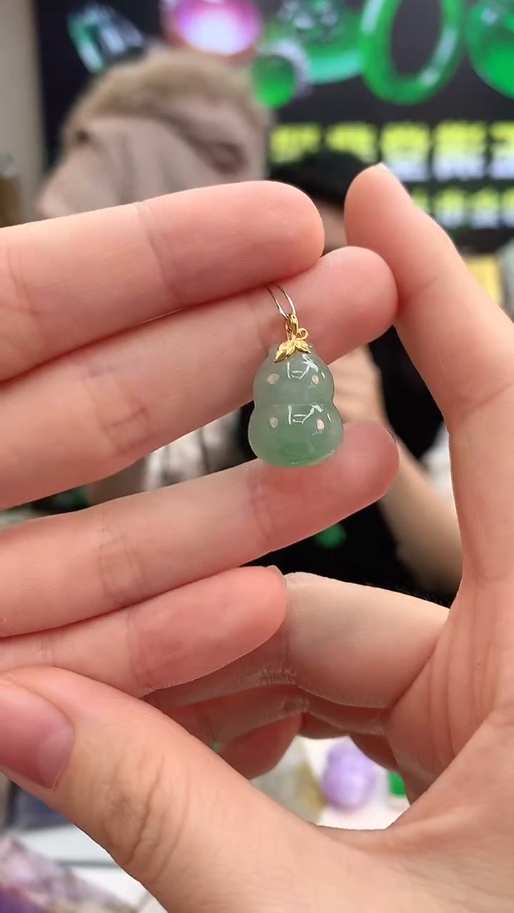 【闪购商品】翡翠颈饰18K金镶嵌赠礼盒证书  敏