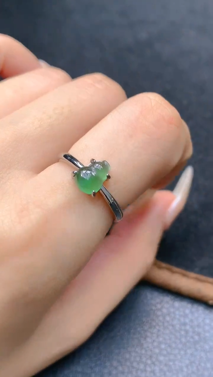 未镶嵌挂件翡翠天然翡翠