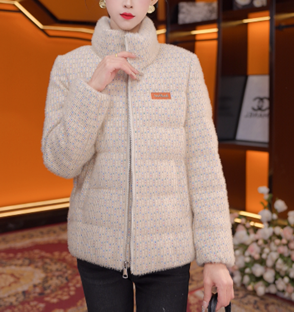 2025年冬季新品杭州原创正品时尚洋气保暖修身高定羽绒服 2511275