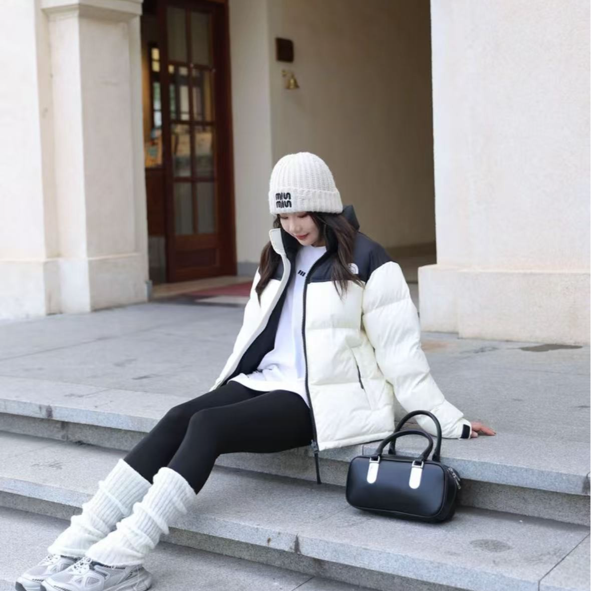 冬季羽绒服男女白鹅绒宽松外套连帽情侣新款潮牌保暖加厚面包服