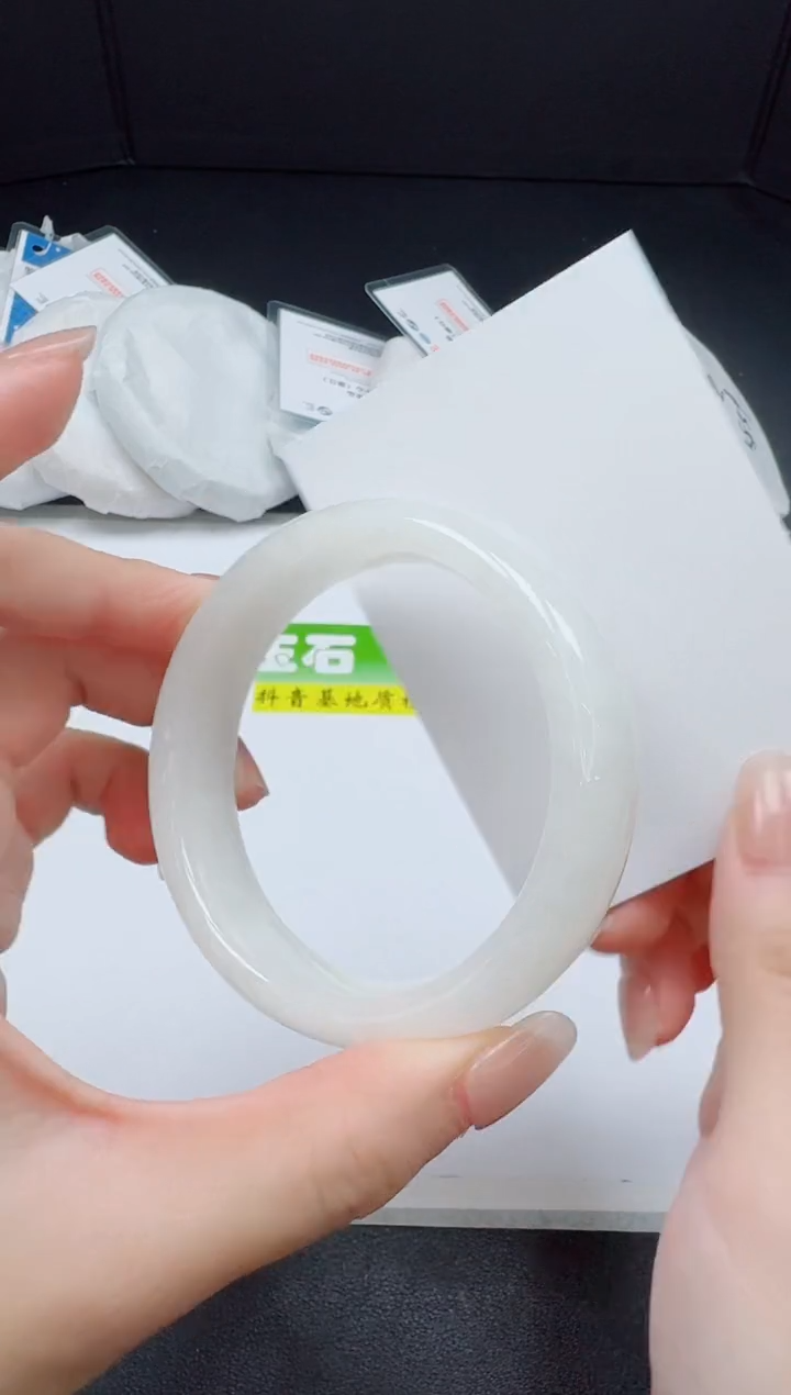 和田玉手镯未镶嵌016-56