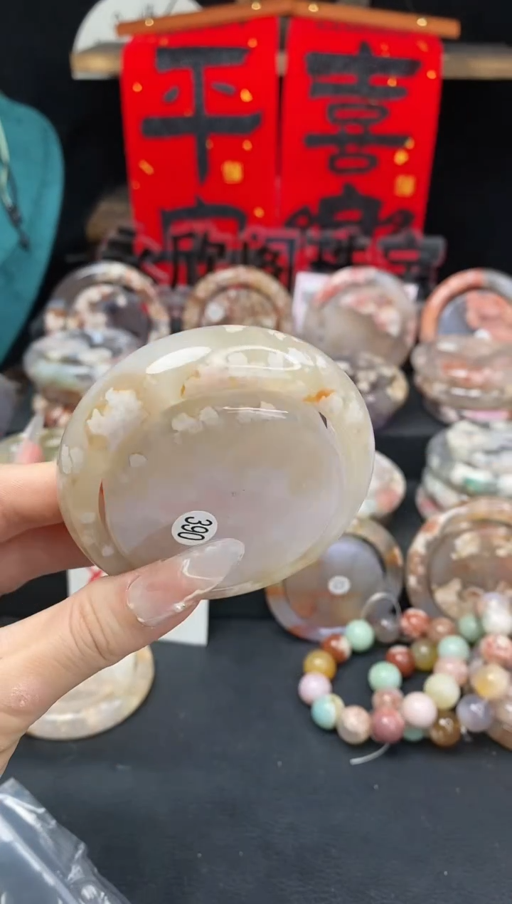 【闪购商品】石英质玉手镯（圆镯）未镶嵌55