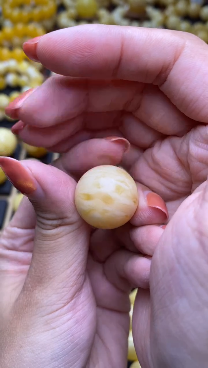 未镶嵌琥珀裸石 大小姐珠宝严选108