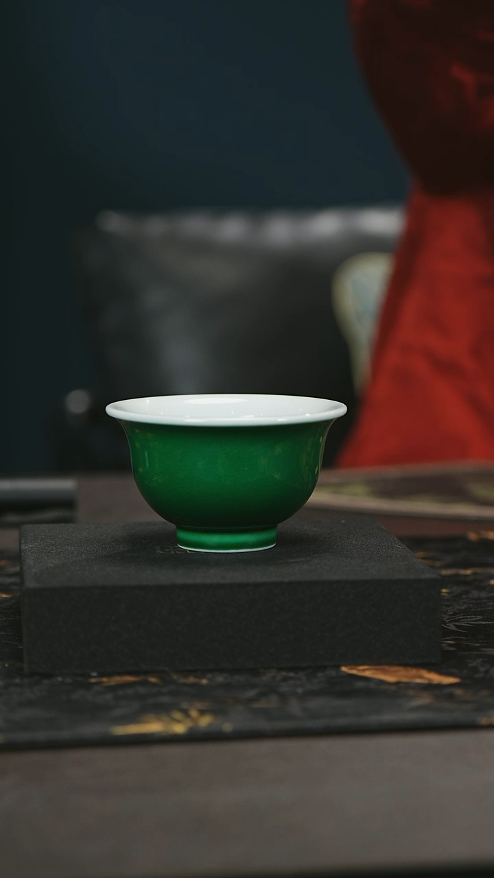 【闪购商品】瓷唐里郎窑绿压手杯