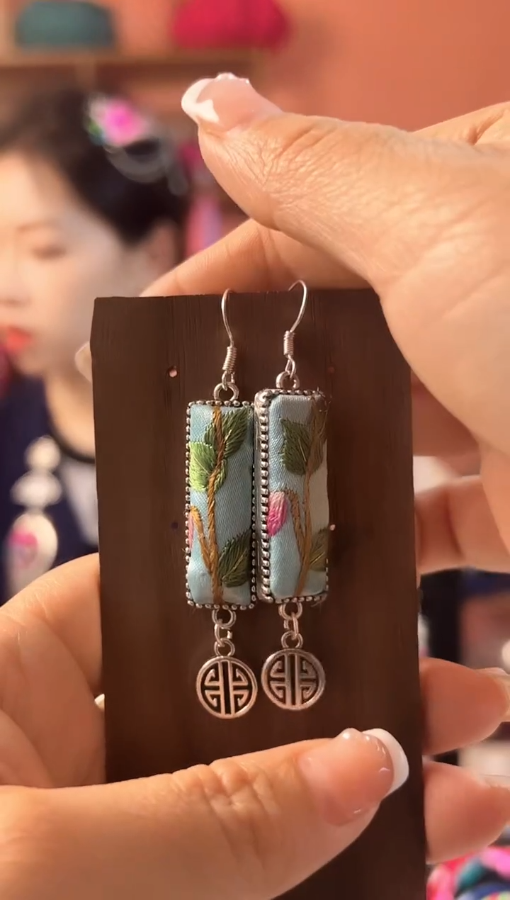 织绣艺枝独绣老绣饰品316