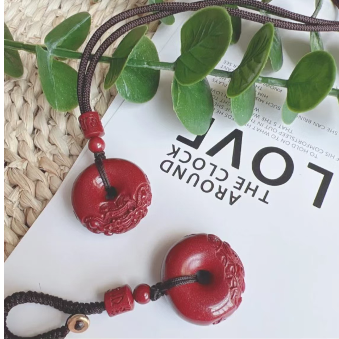 天然辰砂天然辰砂【正品朱砂】时尚貔貅吊坠包包链