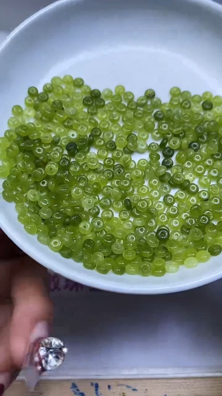 未镶嵌散珠碧玺E715 绿碧玺算盘2*4mm50个4.9元