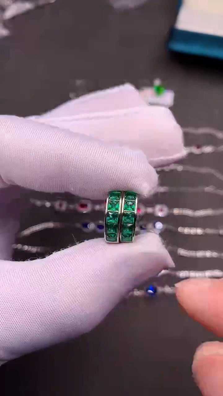 【闪购商品】祖母绿耳饰银S925镶嵌.....