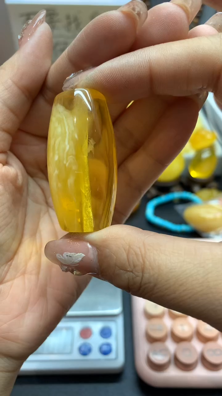 【闪购商品】未镶嵌琥珀珠宝奇石2709