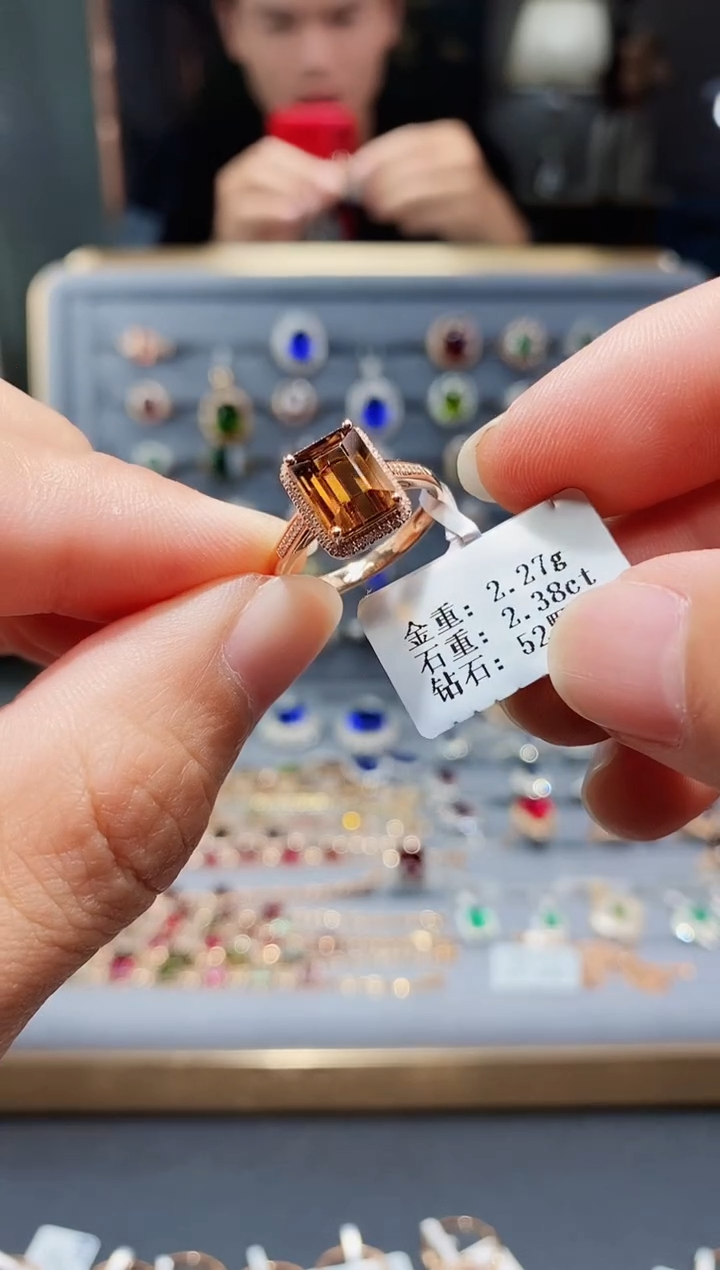 【闪购商品】碧玺戒指18K金镶嵌2.38.