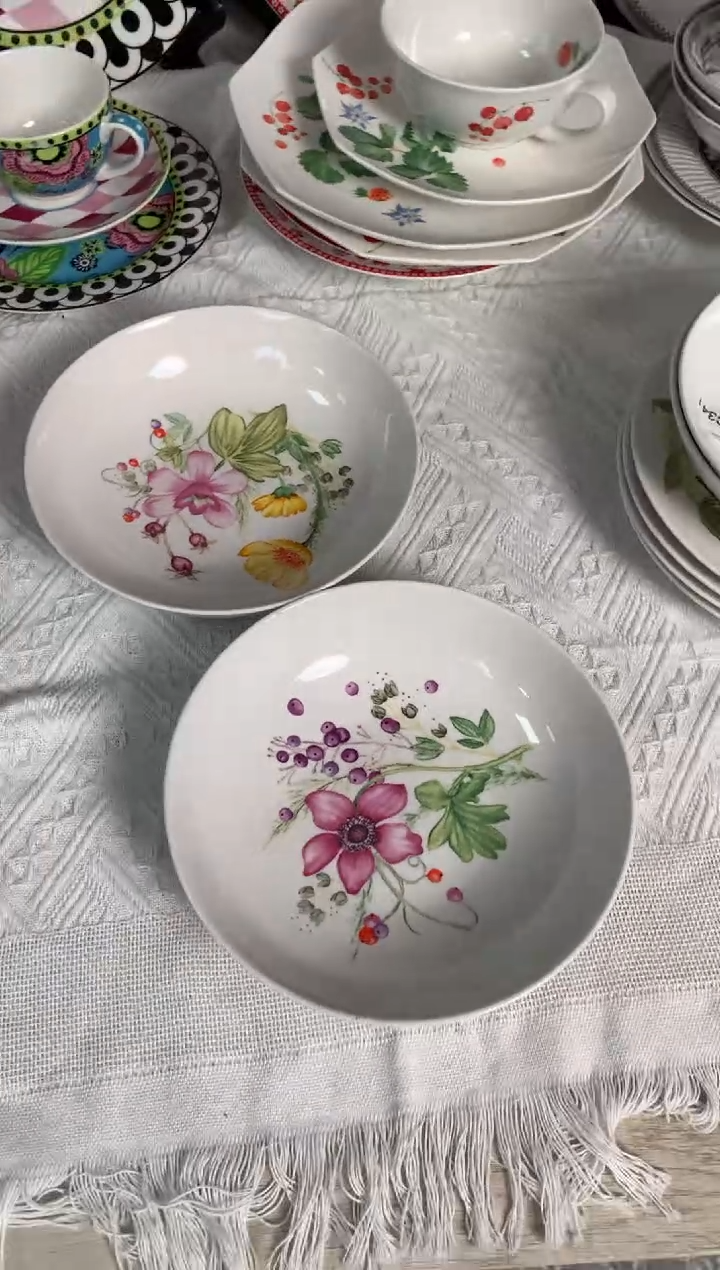 【闪购商品】瓷片陶瓷原单CC182餐具2个+礼盒